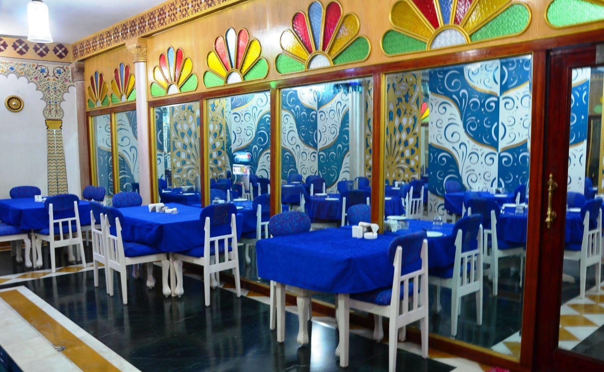 Hotel Vimal Heritage Dzsaipur Kültér fotó