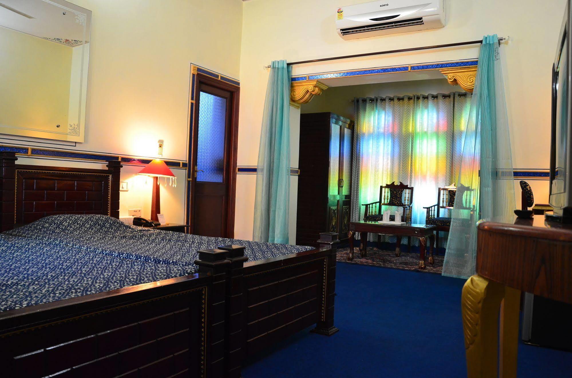Hotel Vimal Heritage Dzsaipur Kültér fotó