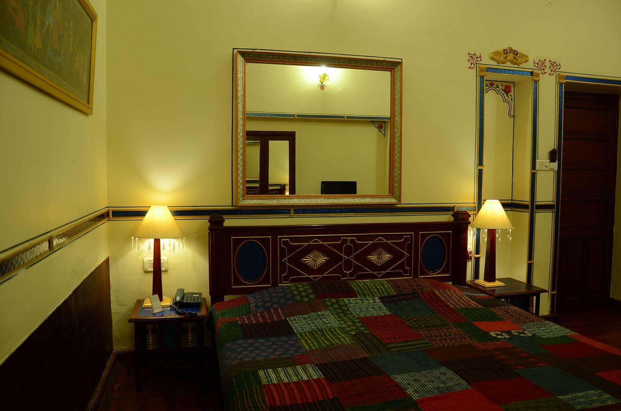 Hotel Vimal Heritage Dzsaipur Kültér fotó